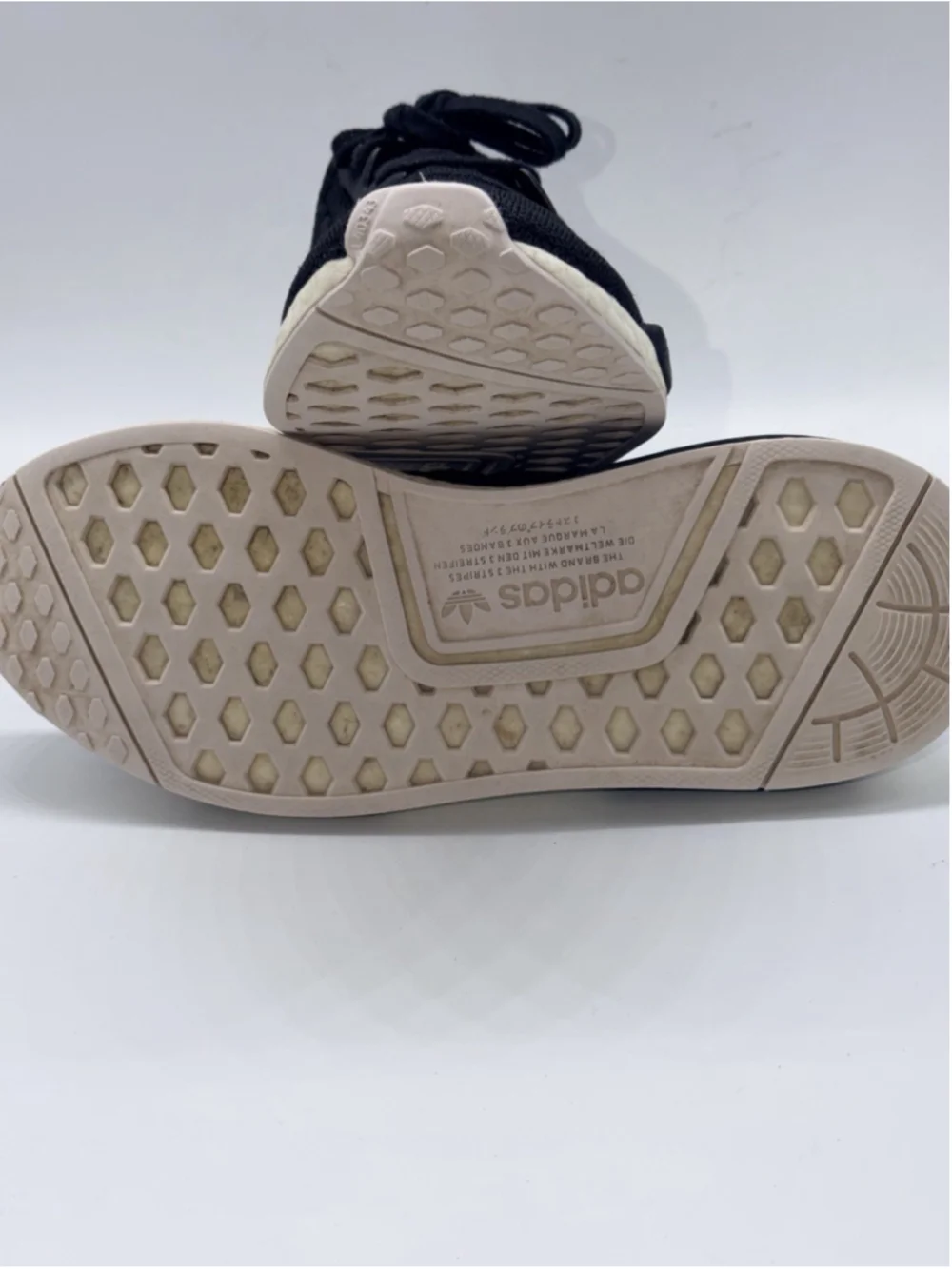 Adidas NMD R1 Shoes Women' Size 9 Boost Primeknit Casual Trainers Sneakers